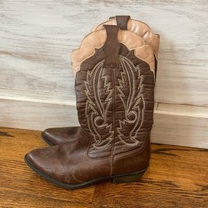 Coconuts by Matisse cowboy boots